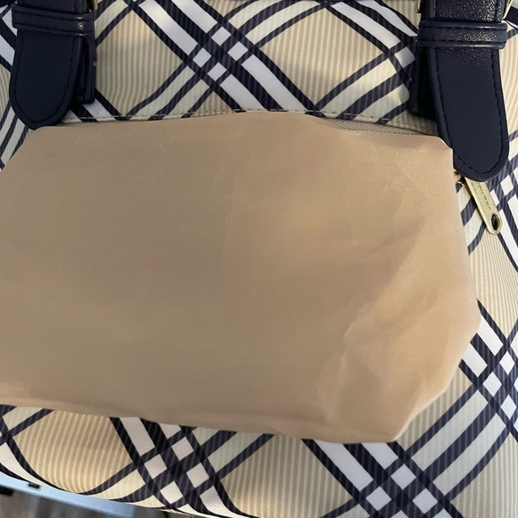 Tupperware Rare 2017 Insulated Lunch Bag. Ware on Handle. Tupperware Collectors - Picture 14 of 15